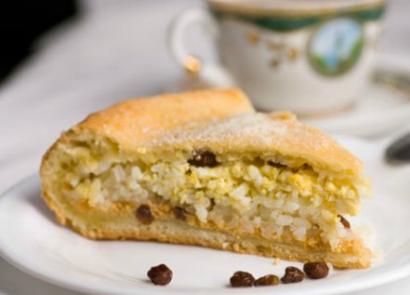 Sweet Tatar Gubadiya - pyrago su ryžiais ir razinomis receptas su nuotrauka