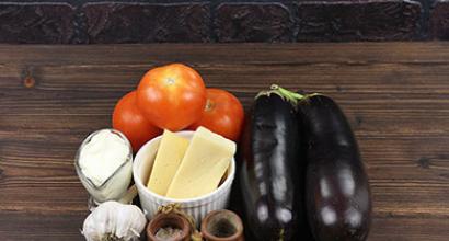 Баклажаны в духовке с помидорами и сыром: рецепт с фото